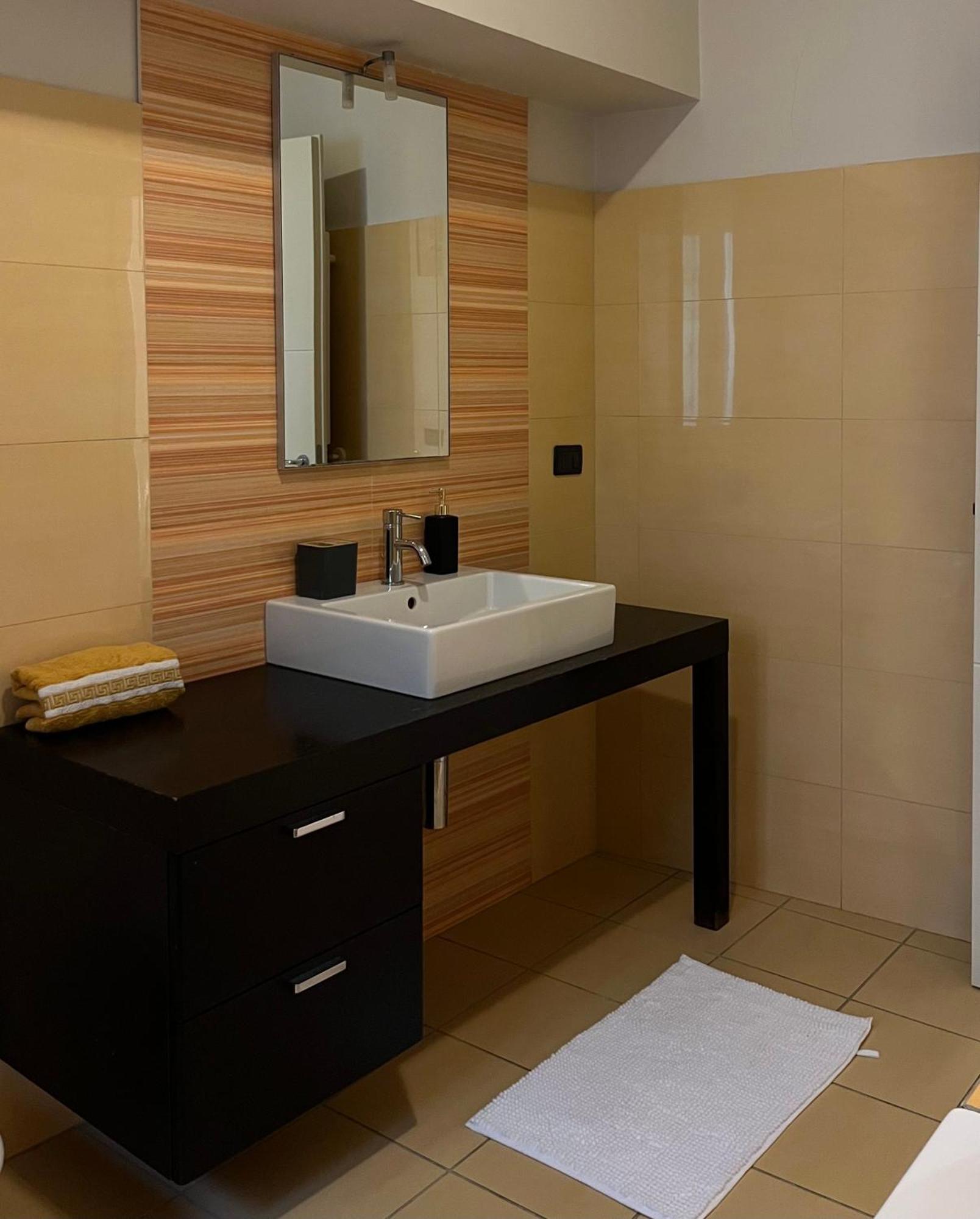Centro Storico Eleganza E Lusso Nel Monferrato Apartment Casale Monferrato Ngoại thất bức ảnh